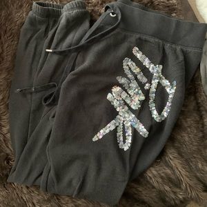 VS sweatpants